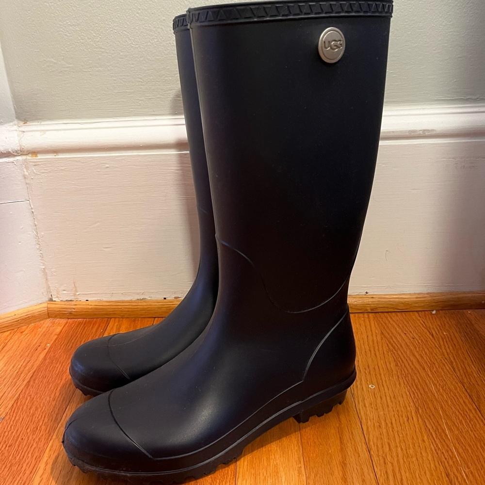 Navy Blue Tall Ugg Rain Boots Size 9